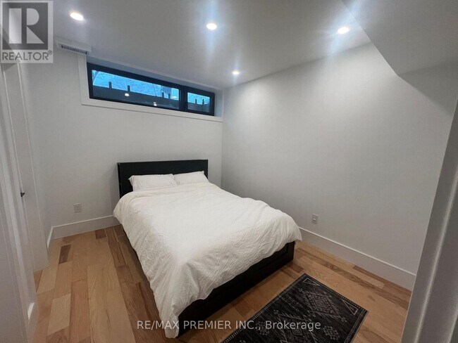 Photo du bâtiment - 7 Glen Eden Crescent