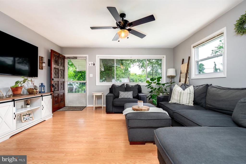 Foto principal - 754 Warren Dr