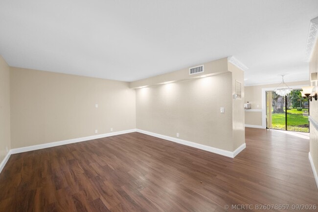 Building Photo - 32 Wimbledon Lakes Dr
