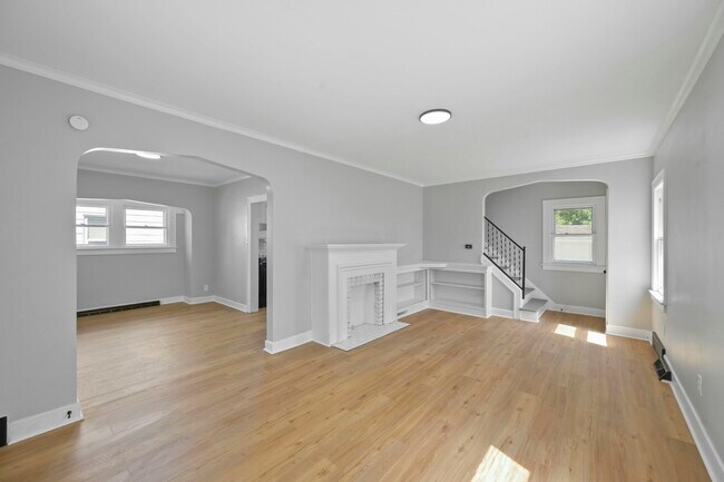 Foto del edificio - 4636 Commonwealth Ave