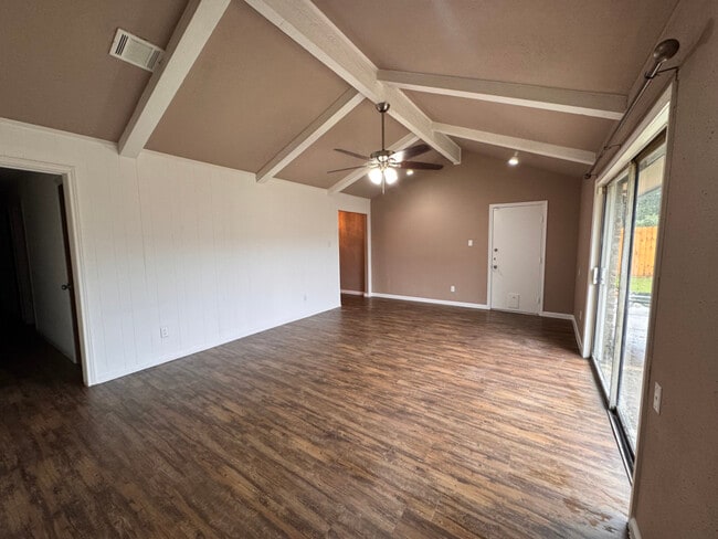 Foto del edificio - 10423 Sagemeadow Ln
