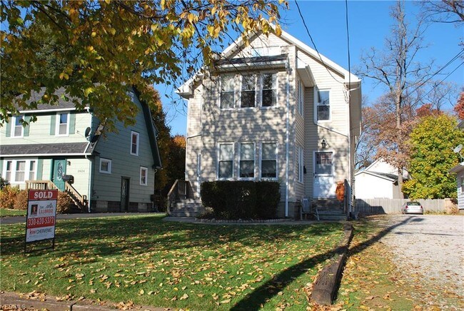 Building Photo - 2628 3rd St