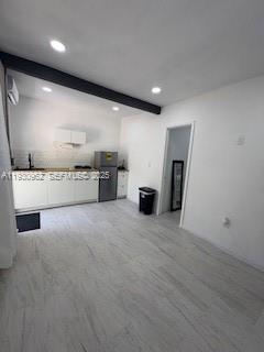 Foto del edificio - 1385 NE 133rd St