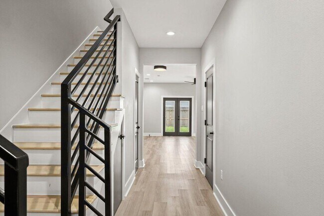 Foto del edificio - 2113 St Charles St