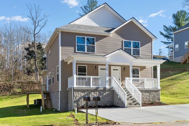 Foto del edificio - 901 Woody Hills Dr