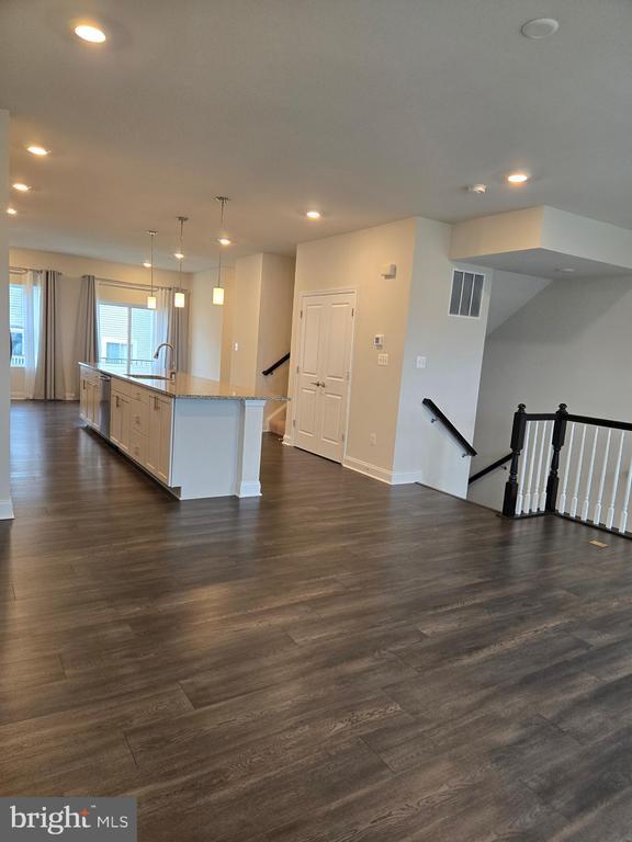 Building Photo - 24719 Chester Ln