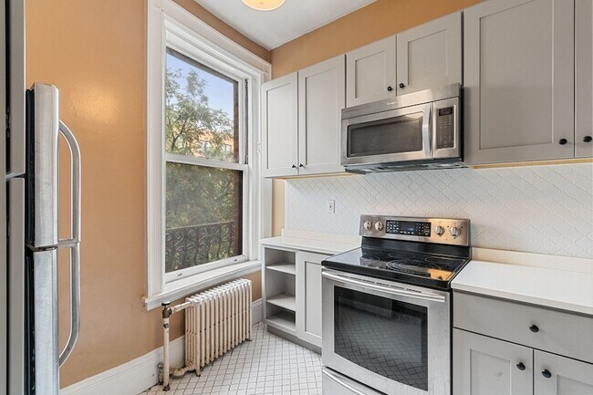Photo - 259 Beacon Street Unit 32 Apartment