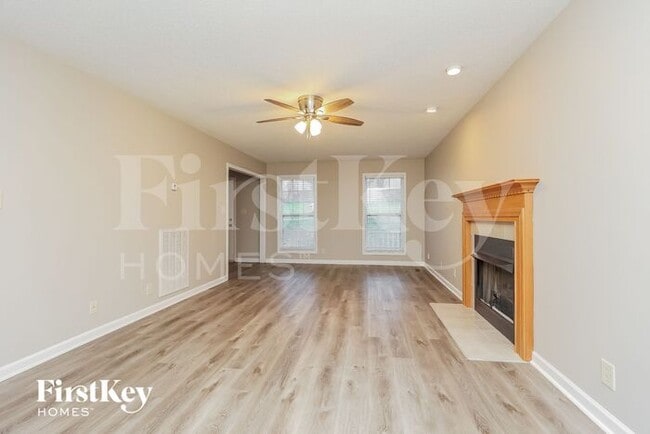 Building Photo - 914 Hedge Apple Dr