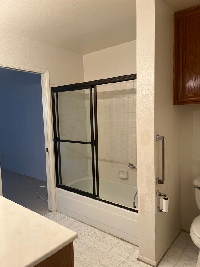 Foto del edificio - 12836 Via Moura