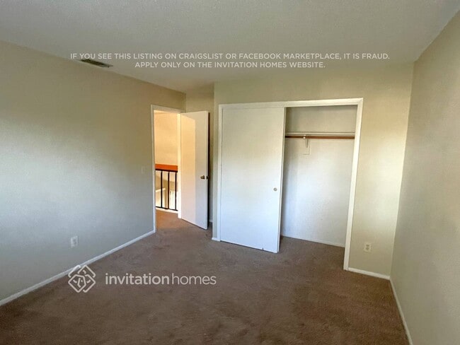 Foto del edificio - 126 W York Ct