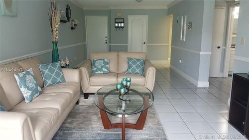 Building Photo - 702 NW 87th Ave