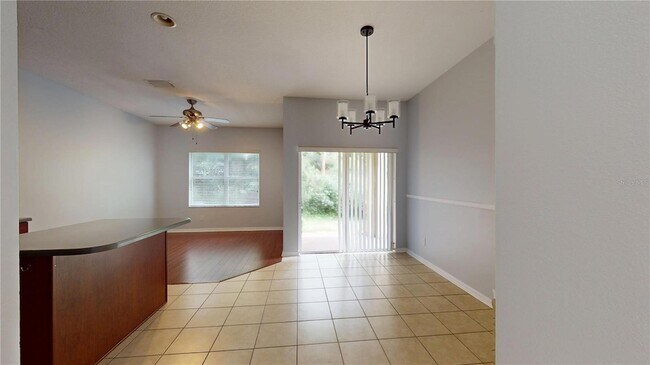 Foto del edificio - 17531 Hugh Ln