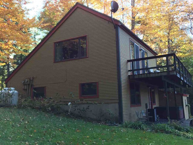 Building Photo - 33 Beech Tree Ln