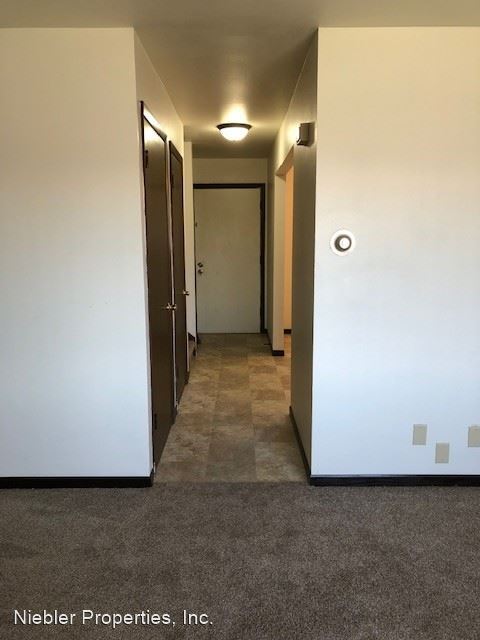 Building Photo - 3 br, 1.5 bath House - 706 Stillwell Avenue
