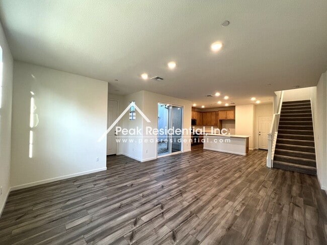 Building Photo - 3 br, 2.5 bath House - 7963 Arcadia Dr