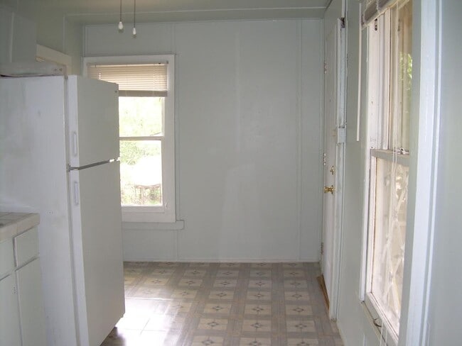 Building Photo - 5507 Reiger Ave
