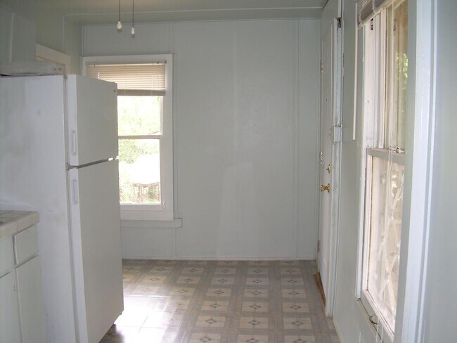 Foto del edificio - 5507 Reiger Ave