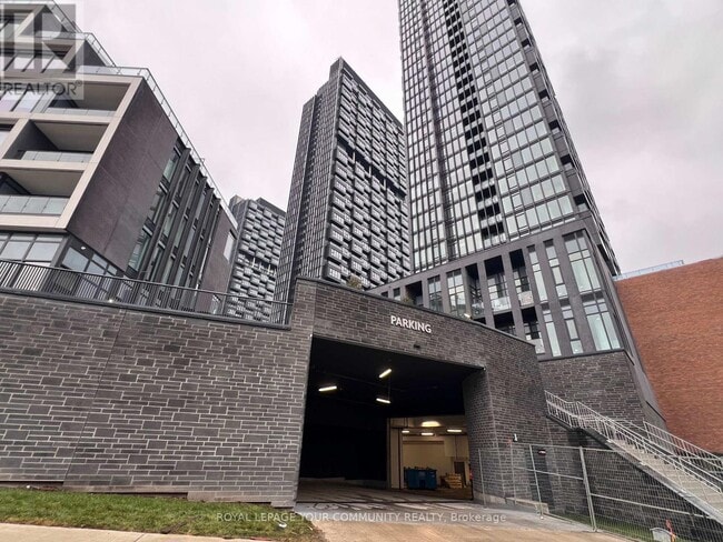 Building Photo - 1 Quarrington Lane