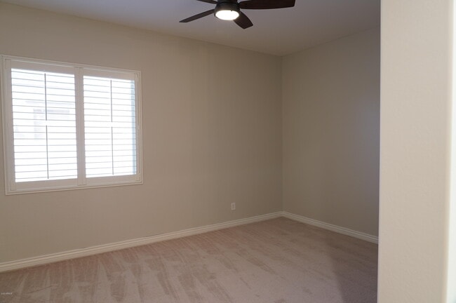 Foto del edificio - 10274 W Fetlock Trail