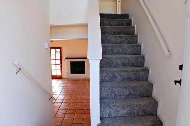 Foto del edificio - Beautiful Move-in Ready Home