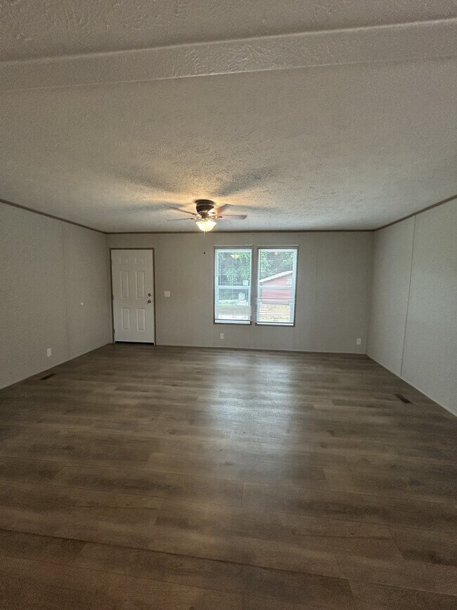 Foto del edificio - 206 Angel Ct