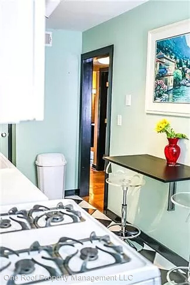 Building Photo - 1 br, 1 bath House - 4536 Broadway Bouleva...