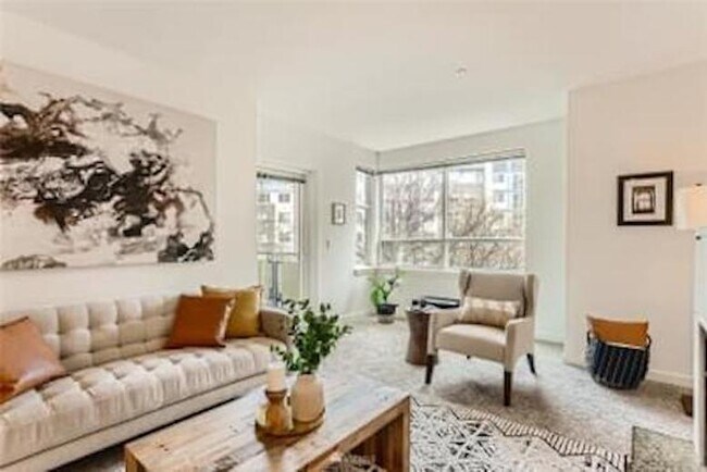 Foto del edificio - 5440 Leary Ave NW