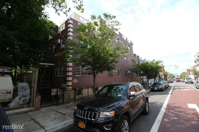 Building Photo - 318 Nostrand Ave