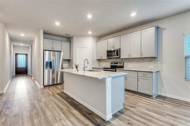 Foto principal - 1505 Mineral Pt Pl