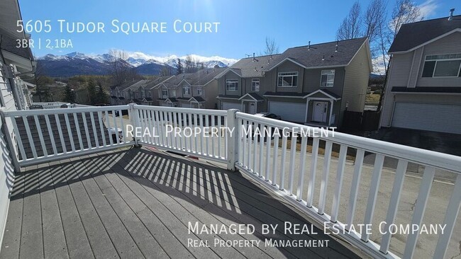 Building Photo - 5605 Tudor Square Ct