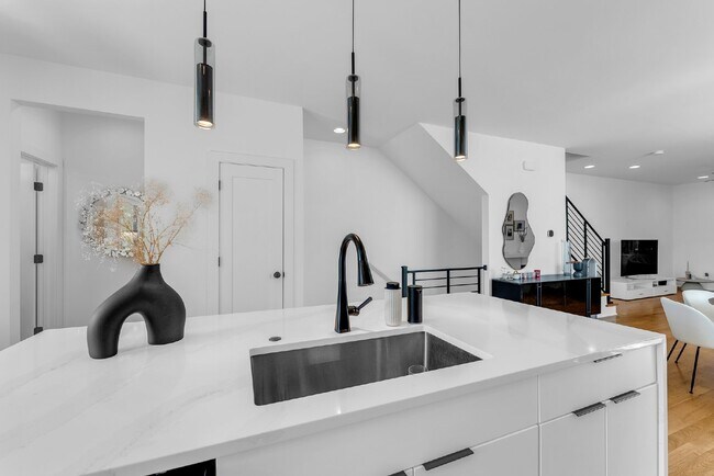 Foto del edificio - 708 E Hargett St