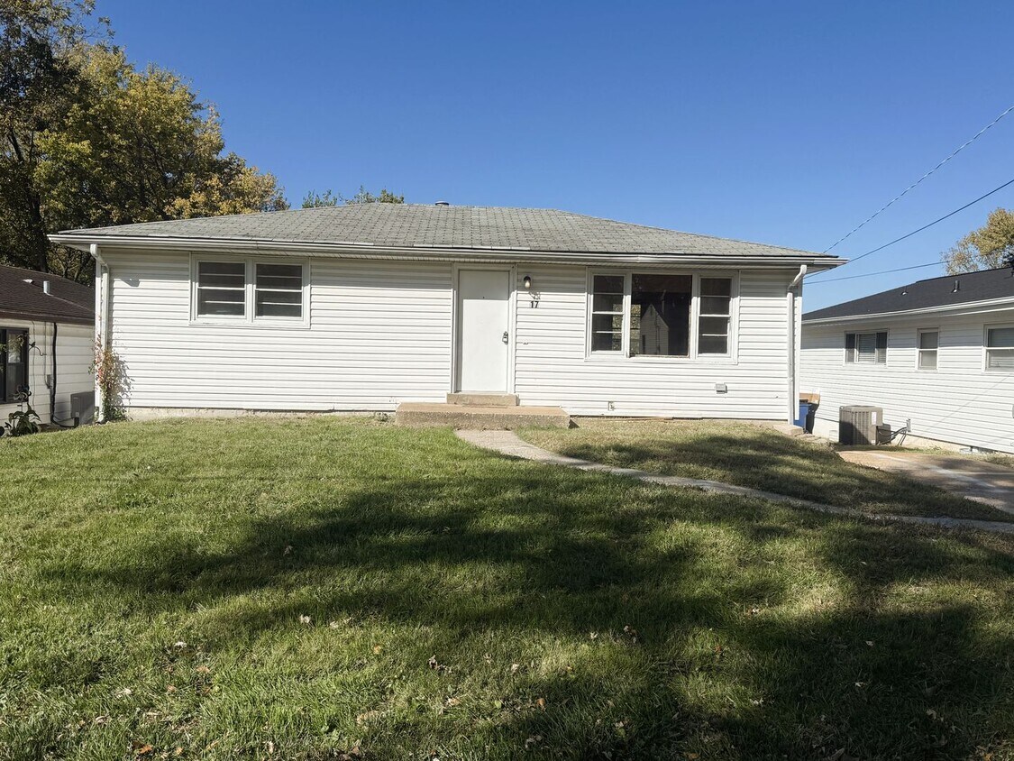 Primary Photo - 2 bedroom Rental Home