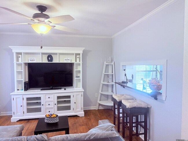 Foto del edificio - 10296 W Winston Ave