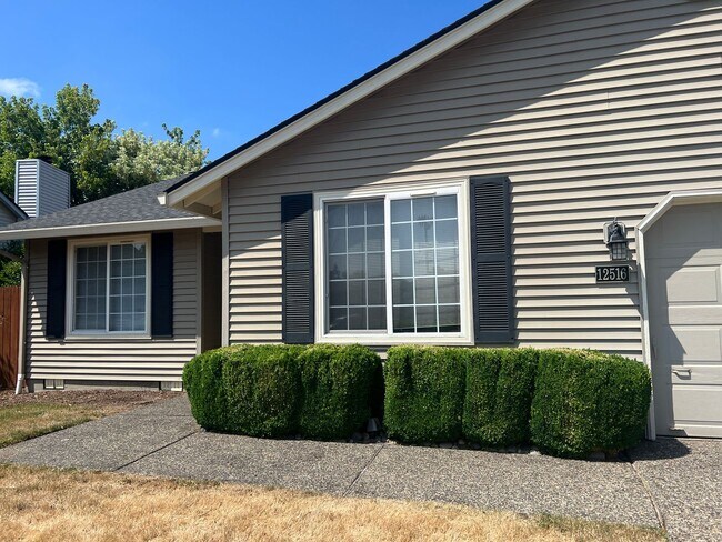 Building Photo - Cute Ranch with Great street Appeal in Prairie School district