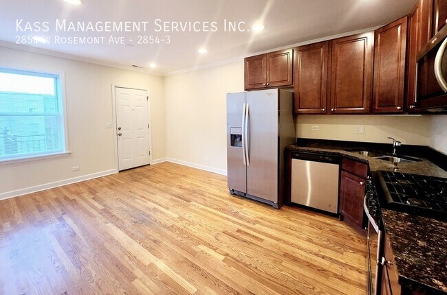 Foto del edificio - 2854 W Rosemont Ave