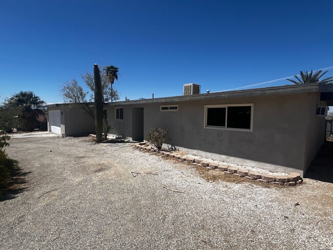 Building Photo - For Rent – Updated 3 Bedroom, 2 Bath Home ...