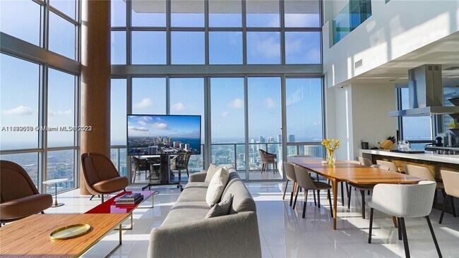 Building Photo - 1100 Biscayne Blvd