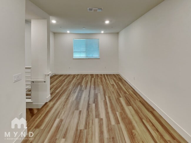Building Photo - 4080 Linden St