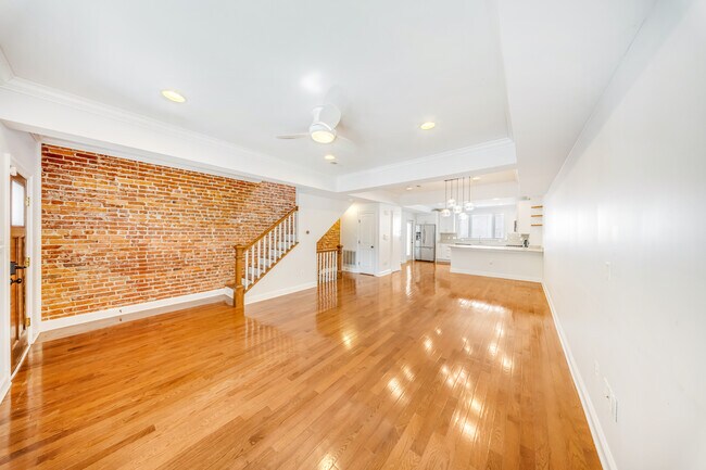 Foto del edificio - 1505 Spring Pl NW