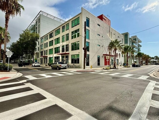 Building Photo - 101 N 12th St