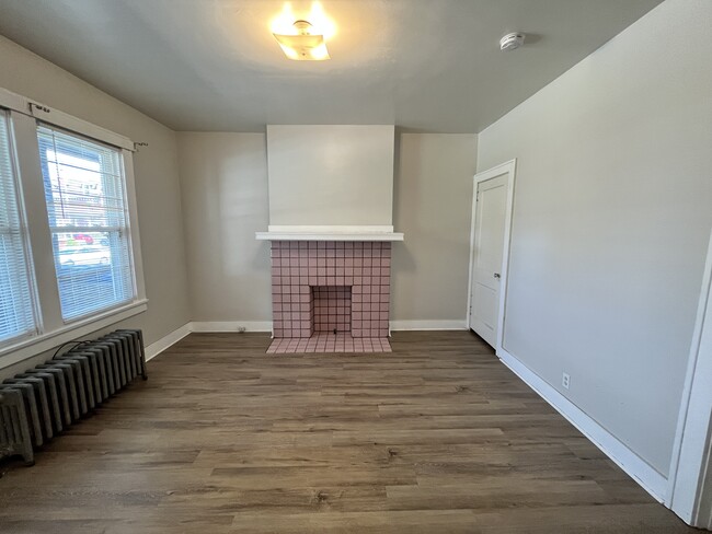 Foto del edificio - 2116 Bedford Ave