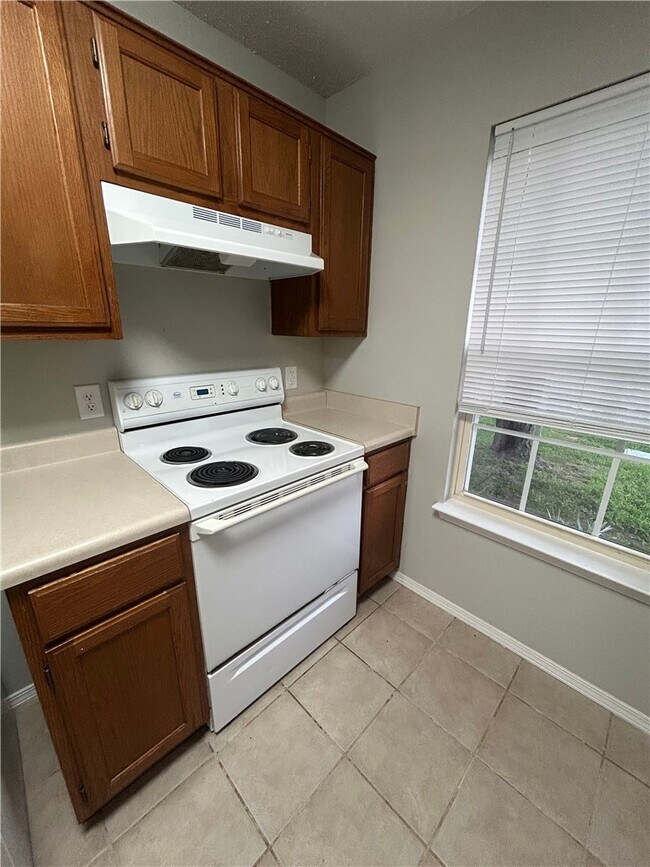 Foto del edificio - 3404 SW Landau Ct