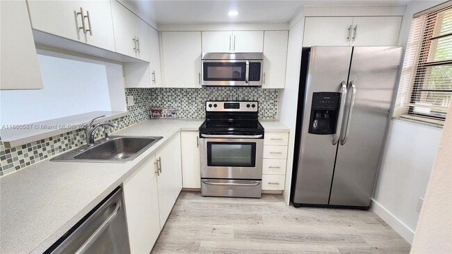 Foto del edificio - 10875 SW 112th Ave