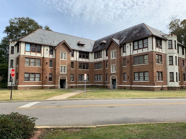 The Castle of Cloverdale - The Castle in Cloverdale