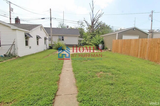 Foto del edificio - Two Bedroom House | Move In Special