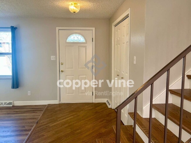 Building Photo - 7428 W 73rd Cir