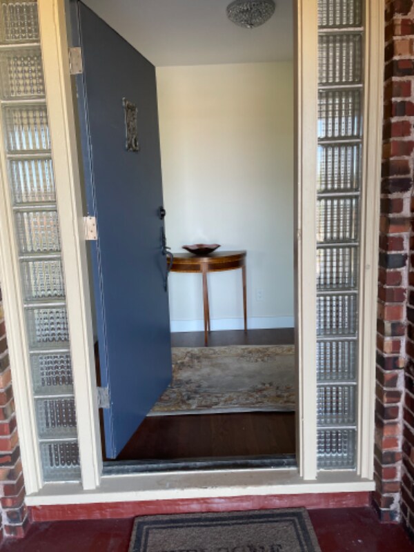 Foto del edificio - 4828 Delaware Ave