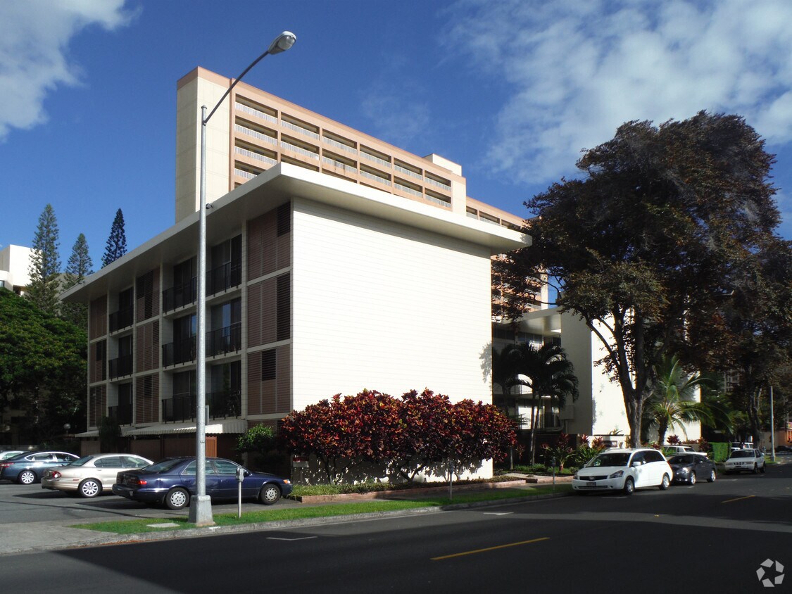 Paoakalani Apartments Apartments in Honolulu, HI