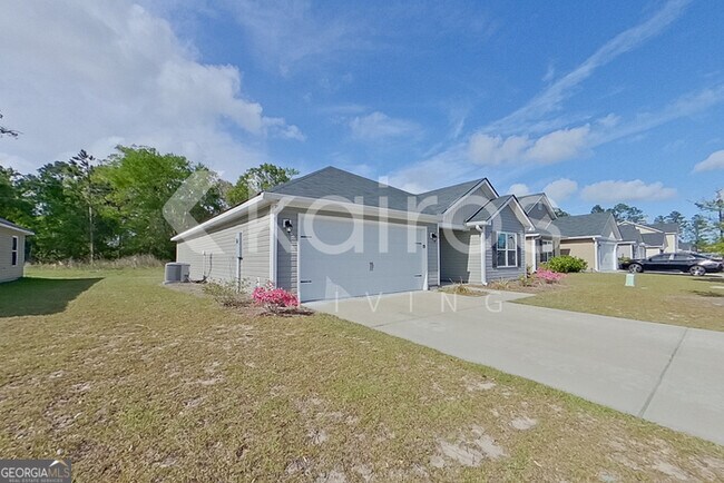 Foto del edificio - 15 Carrollton Dr