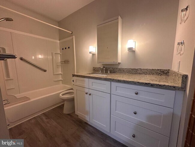 Foto del edificio - 8511 Barrington Ct